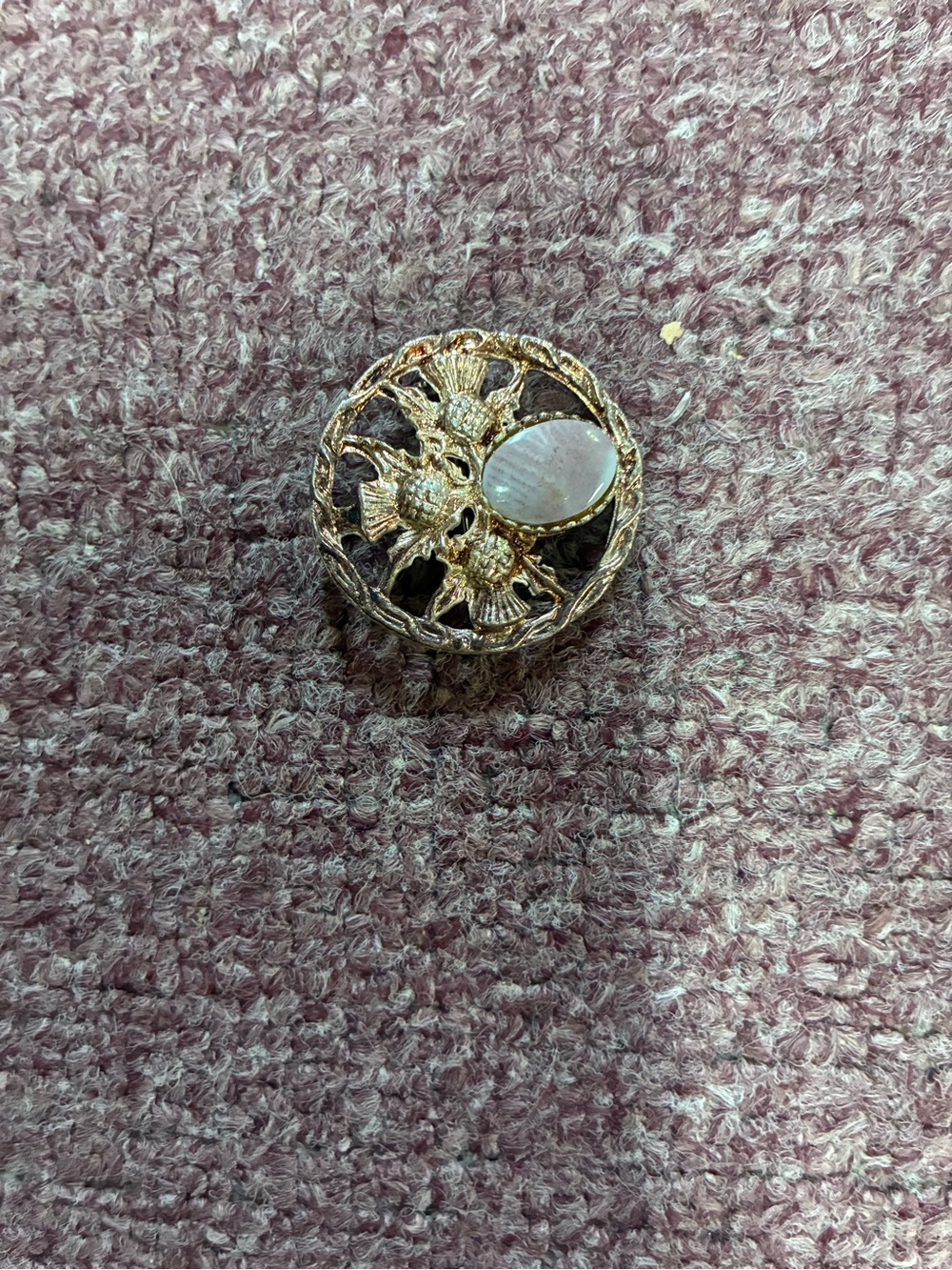 Vintage Gold-Tone Filigree Button Ring with Mother of Pearl Accent